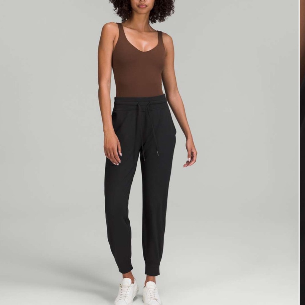 Lululemon Ready to Rulu High-rise jogger in black